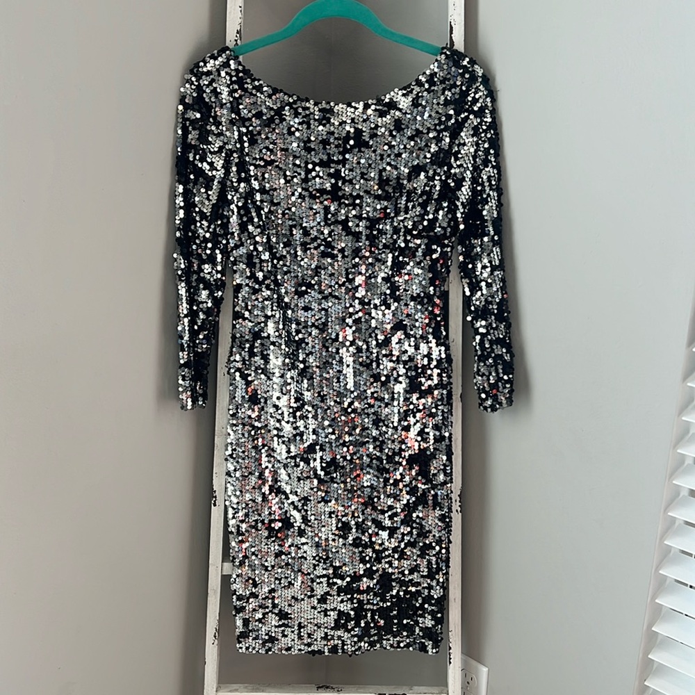 Gorgeous all over sequin midi dress, size 6